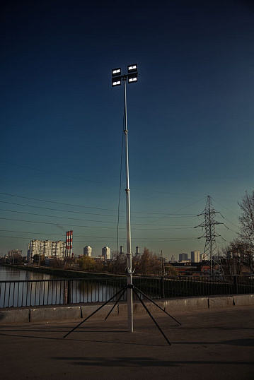 Мачта 9 метров переносная  с лебедкой на треноге без прожекторов ПМО(ПМТ) - 9 (Л)