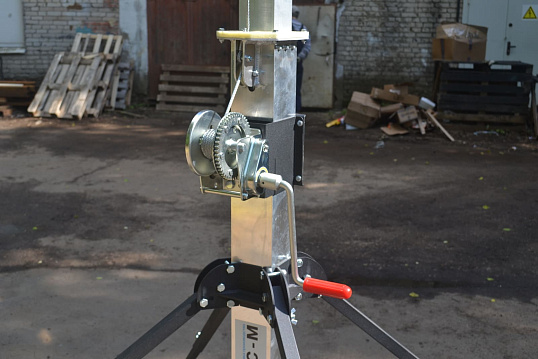 Мачта 7 метров переносная  с лебедкой на треноге без прожекторов ПМО(ПМТ) - 7 (Л)