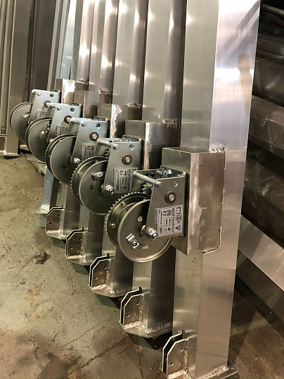 Мачта 12 метров переносная  с лебедкой на треноге без прожекторов ПМО(ПМТ) - 12 (Л)