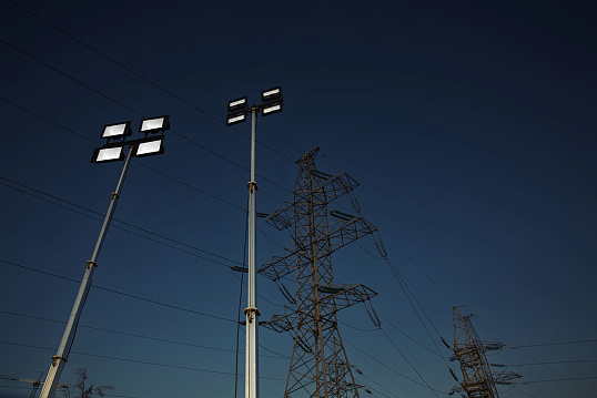 Мачта 9 метров переносная  с лебедкой на треноге без прожекторов ПМО(ПМТ) - 9 (Л)